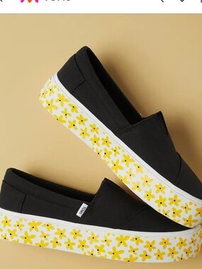 TOMS Black Slip-On Sneakers with Yellow Daisy Platform